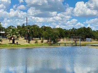 1005 Oak Dr, Somerville, TX 77879