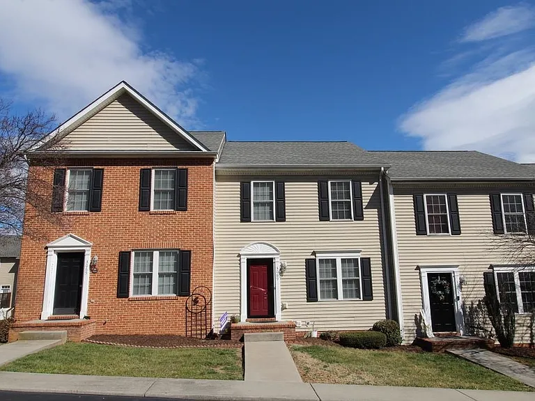 3069 Taylor Spring Ln — Photo 1