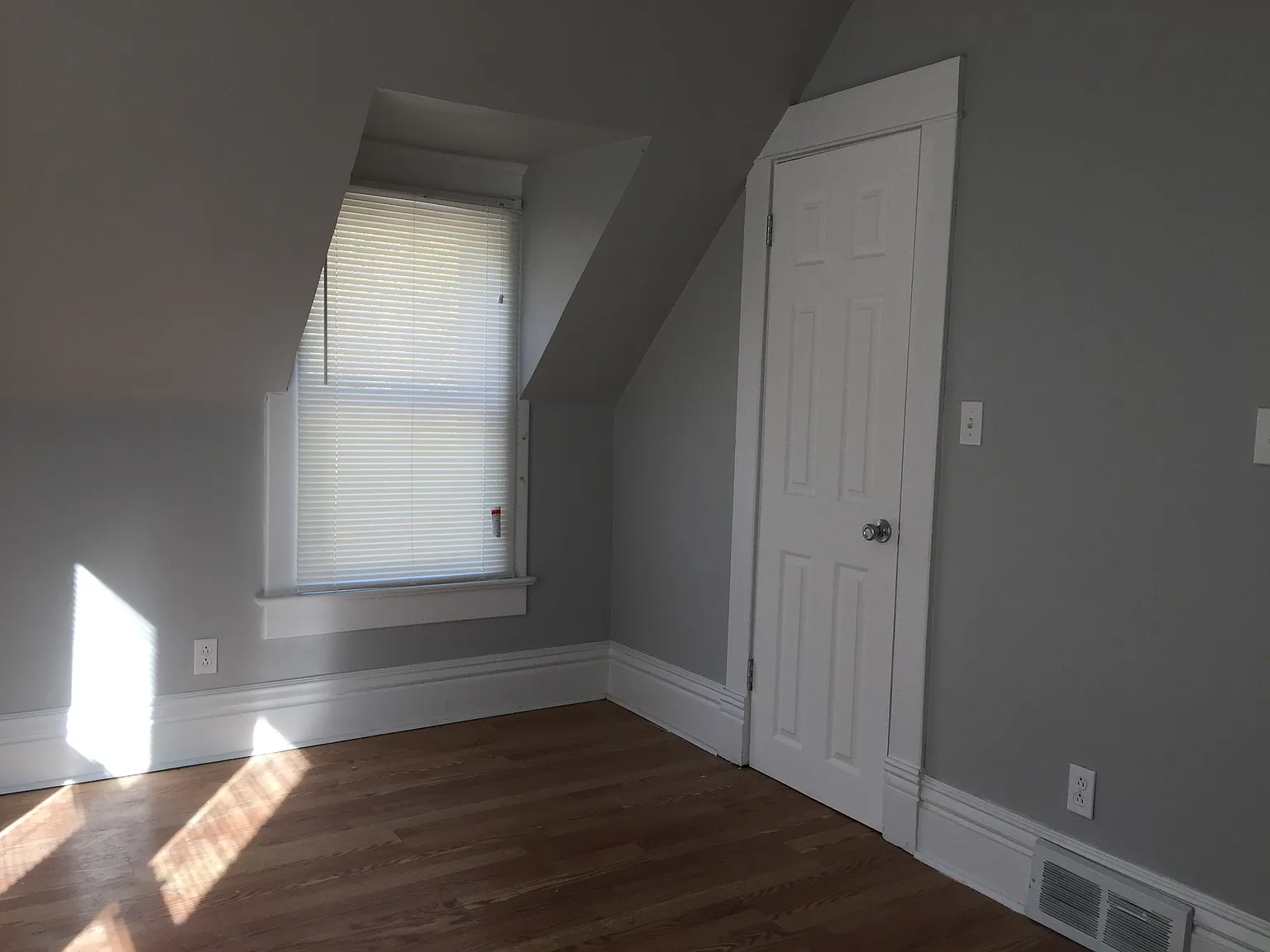 1 bed, 725 sqft, $650 — Photo 3