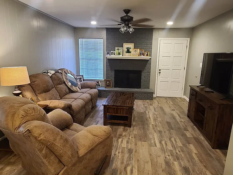 4300 Wynnewood Dr #2 — Photo 8