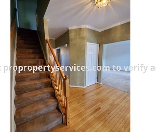 3rd image of 18122 Samuel Cir