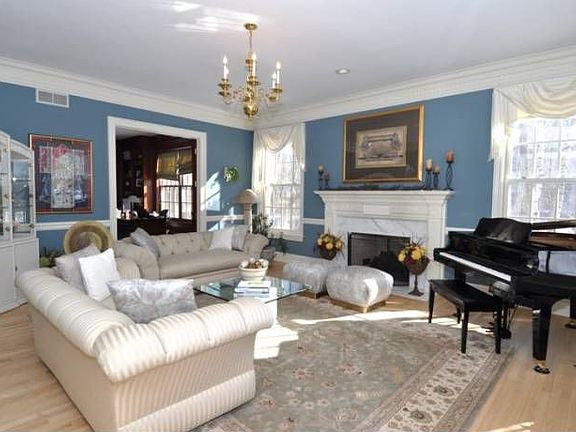 Spacious Living Room