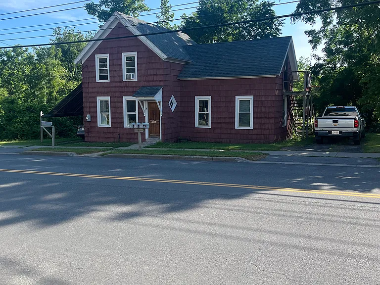 4504 Verona St — Photo 1