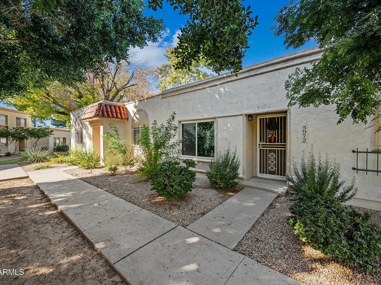2 bed, 2.0 bath, 1088 sqft, $2,800 — Photo 3