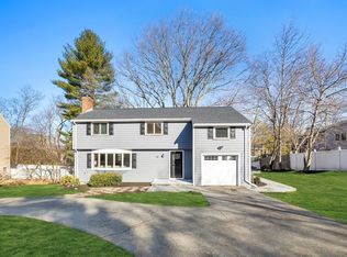 16 Nassau Dr, Winchester, MA 01890