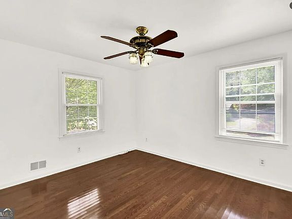 4th image of 2382 Dayron Cir