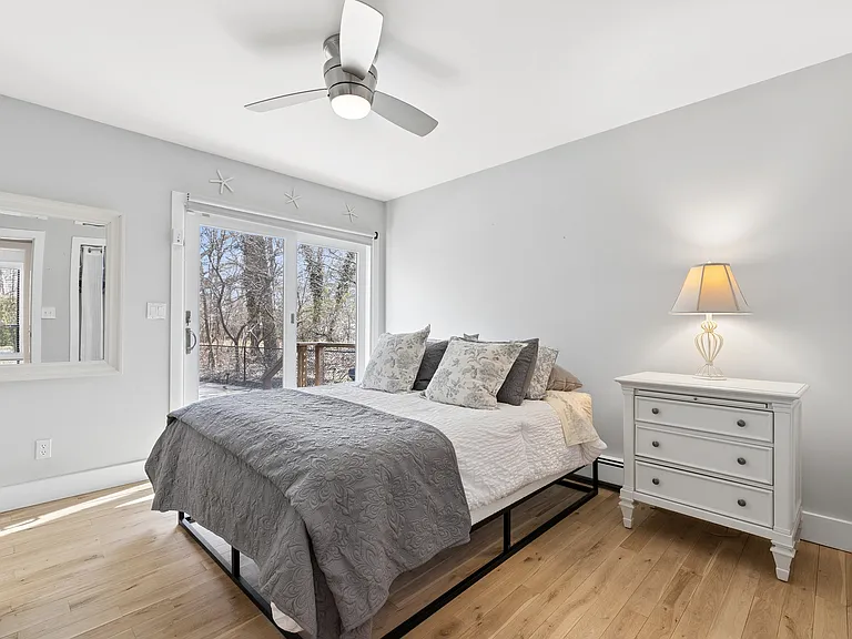 131 Lewis Rd — Photo 10