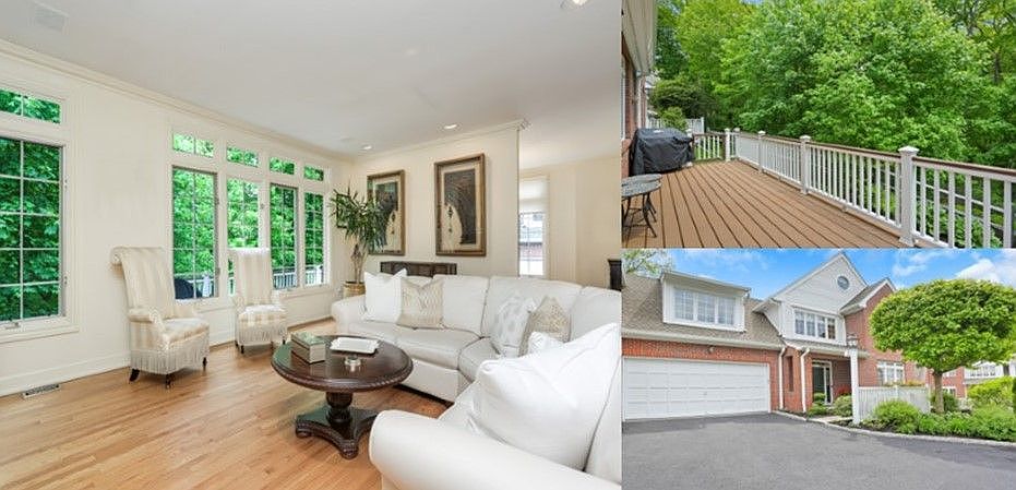 Elegant Townhome in Pheasant Run