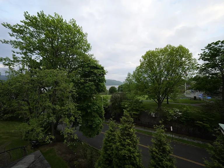 4 Grand St #3 — Photo 27