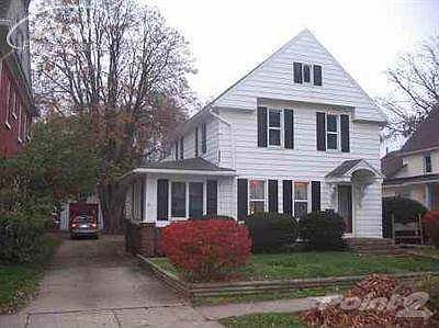 1st image of 103 W Gratiot St