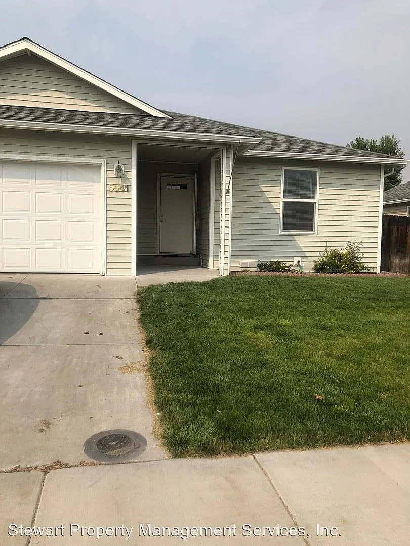 5541 Kellal Ln photo 1