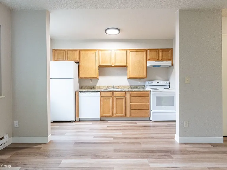 2232 SE Pine St — Photo 26
