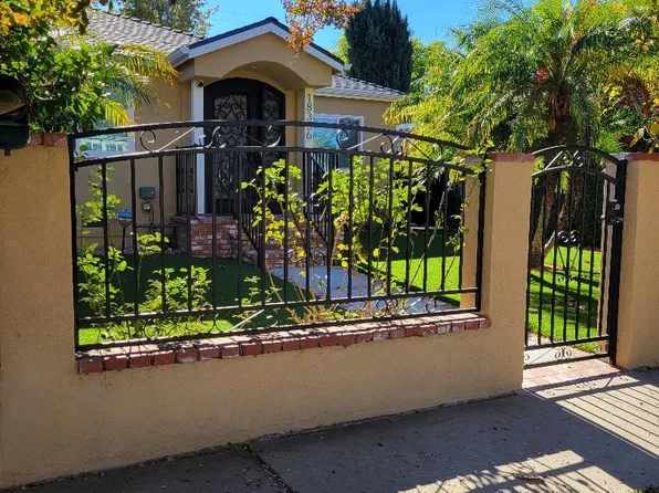 18336 Sylvan St, Reseda, CA 91335