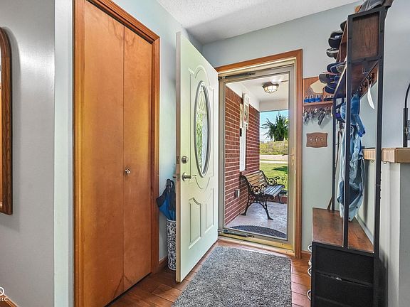 3rd image of 5115 Gibbs Rd