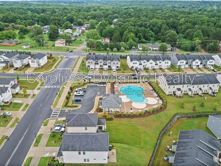 1413 Old Rivers Rd — Photo 33