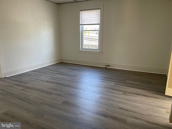 3rd image of 600 S Front St #2