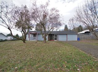 380 NW Civil Bend Ave, Winston, OR 97496