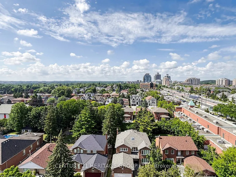 8888 Yonge St #622 — Photo 38