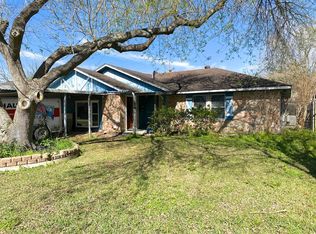 2017 Estate Dr, Deer Park, TX 77536