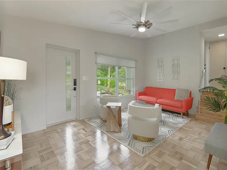 4111 Dr Martin Luther King Jr St N — Photo 13