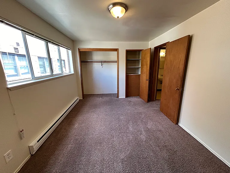 4119 11th Ave NE #3001 — Photo 6