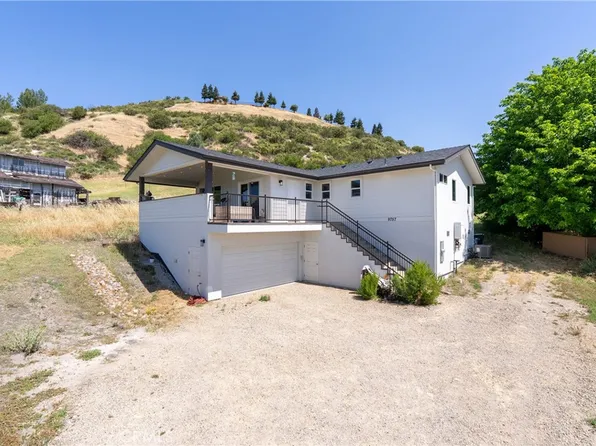 9757 Las Lomas Ave, Atascadero, CA 93422