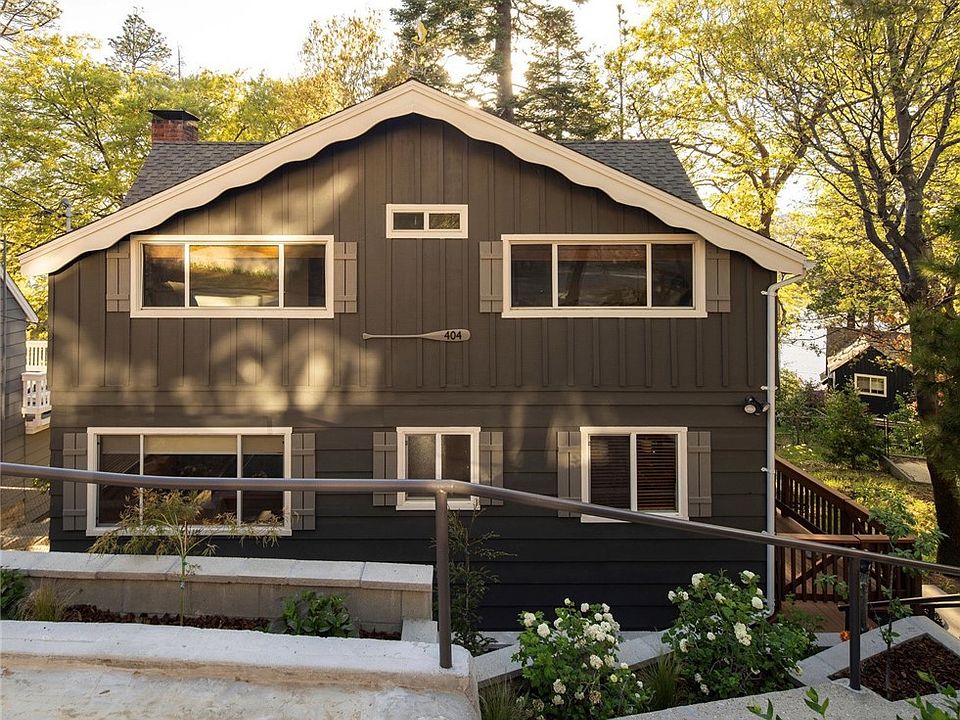 1st image of 404 Highland Dr