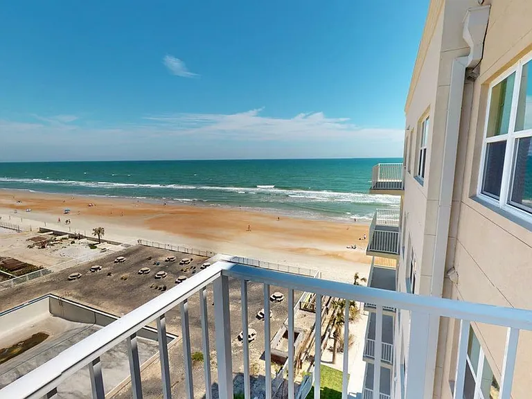 Triton Cay - Daytona Apartments — Photo 44