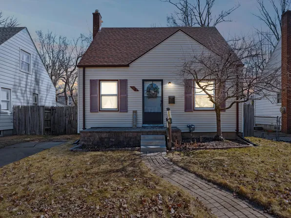 3210 Kenwood St, Ferndale, MI 48220