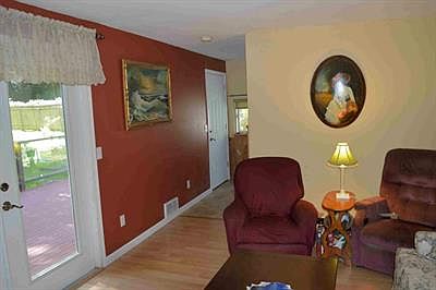 5th image of 8915 Winslow Dr SW