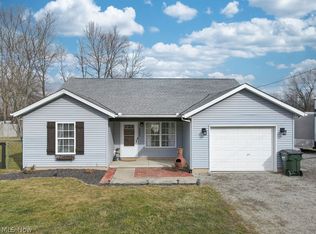 15355 Knoll St NE, Alliance, OH
