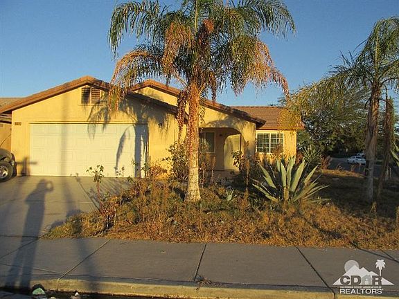 2nd image of 65444 Palomares Cir