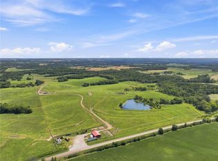 4 State Route D, Savannah, MO 64485