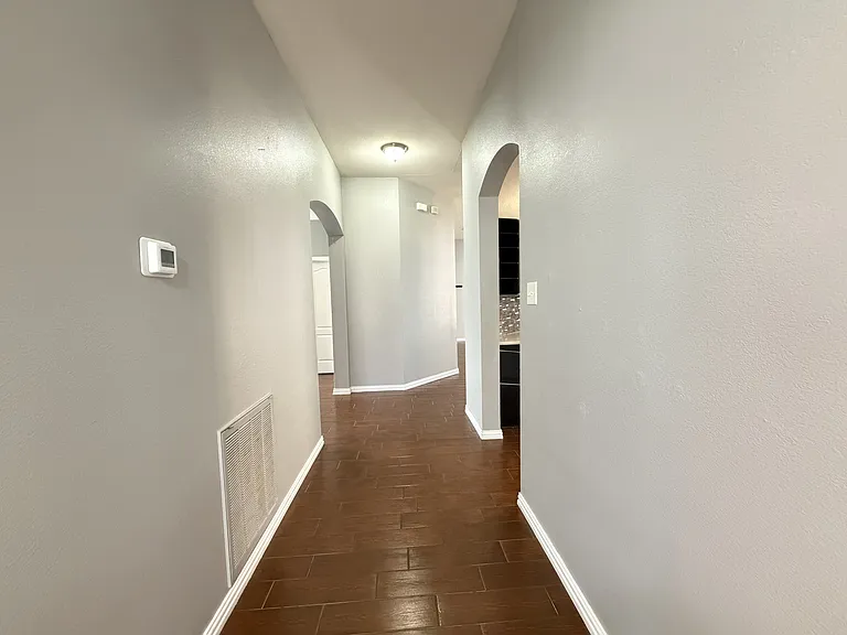 625 Tabasco Trl — Photo 12