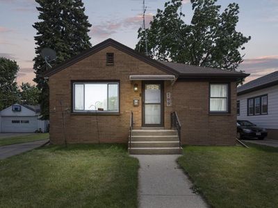 709 Wolff St, Racine, WI, 53402