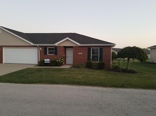 129 Sunset Dr, Winchester, IN 47394