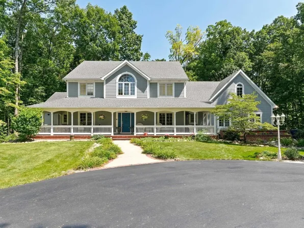 14733 Coldwater Rd, Fort Wayne, IN 46845