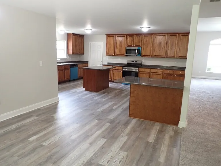 237 Cedar Mdw — Photo 7