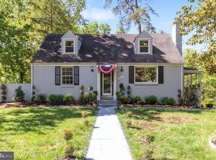 3021 Woodlawn Ave, Falls Church, VA 22042