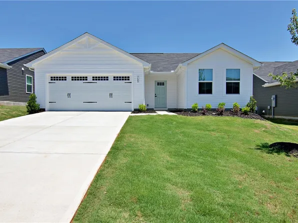723 Peridot Way, Westminster, SC 29693