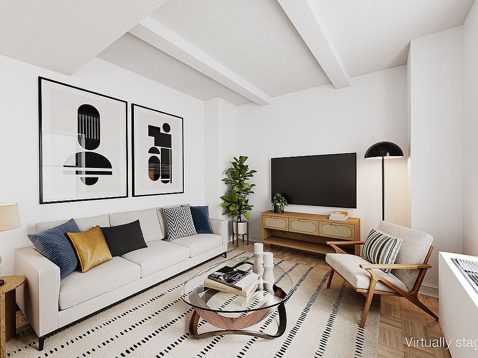 1st image of 150 W 51st St #1621
