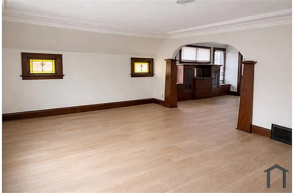 Building Photo - 1425 W Burleigh St