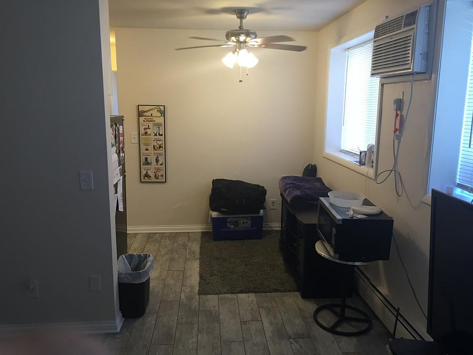 2nd image of 2801 Girard Ave S APT 104