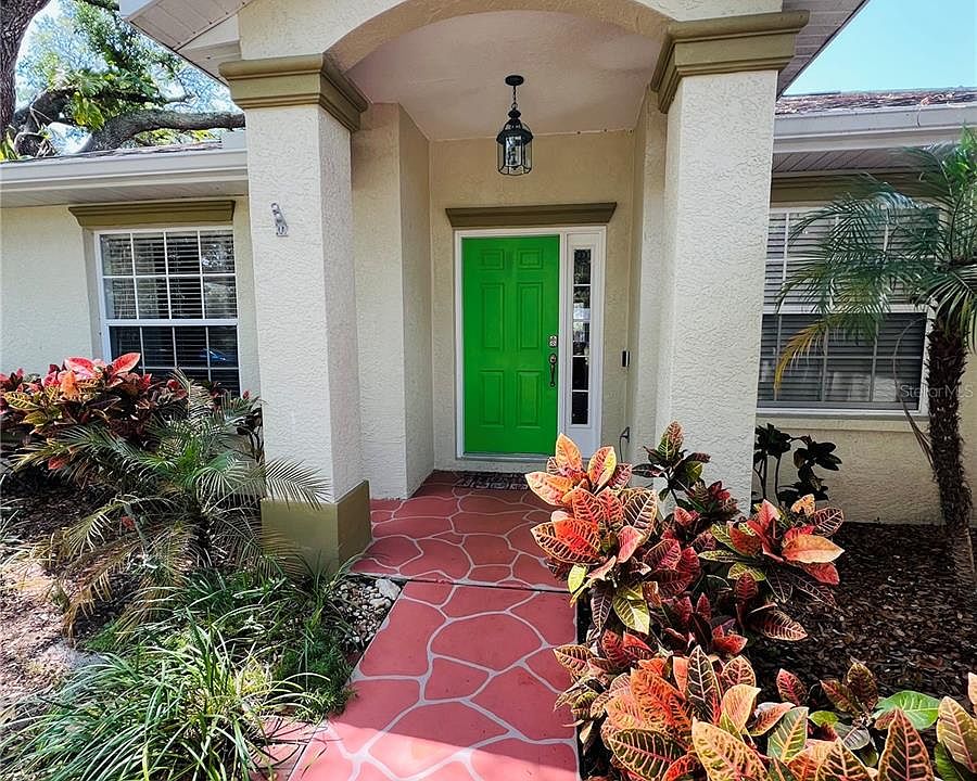 1st image of 4827 Barcelona Ave