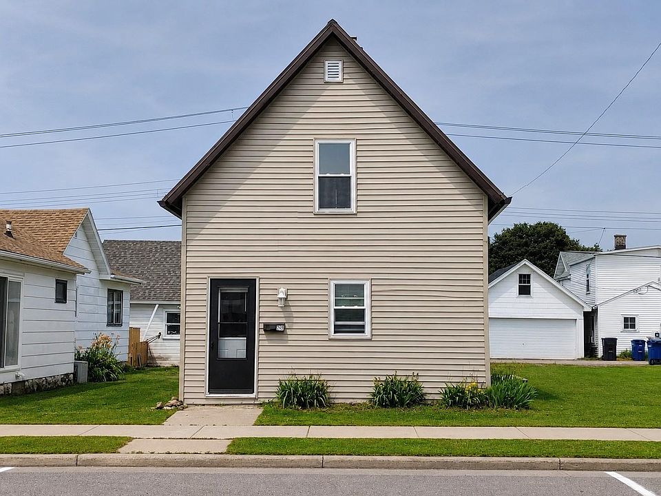 1st image of 249 5th Ave S