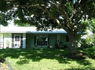 1949 Brookhaven Dr, Sarasota, FL 34239