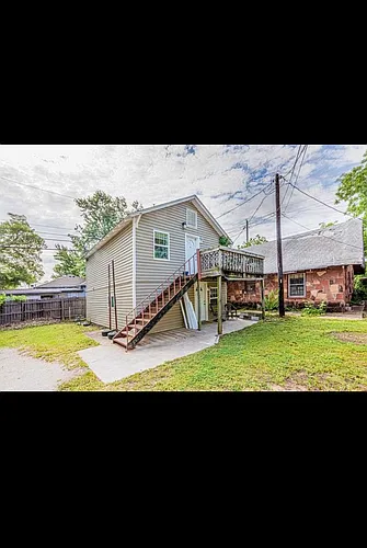 523 S Pine St Photo 1