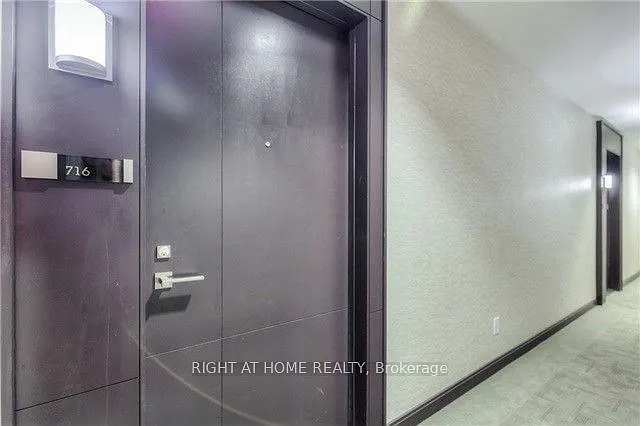 120 Harrison Garden Blvd #716 — Photo 18