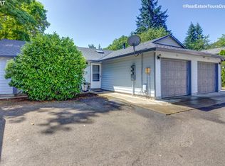 351 S Locust St, Canby, OR 97013