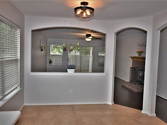 5th image of 3715 Julianas Way